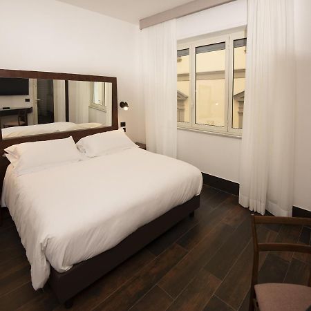 Domus Altana Hotel Naples Luaran gambar