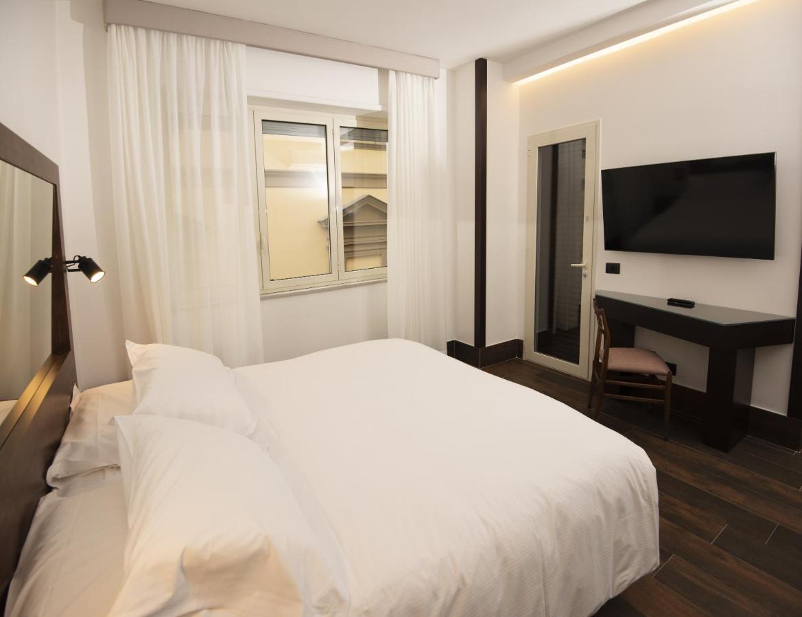 Domus Altana Hotel Naples Luaran gambar