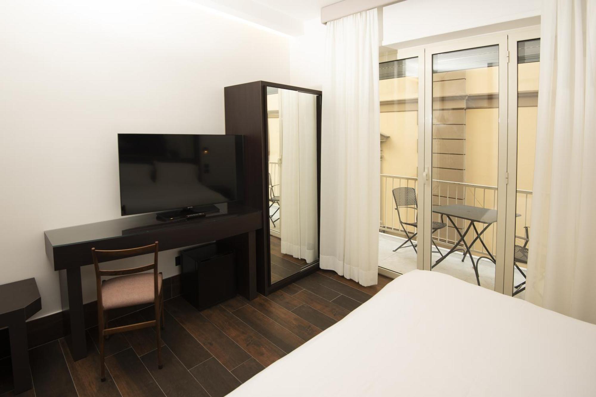 Domus Altana Hotel Naples Luaran gambar
